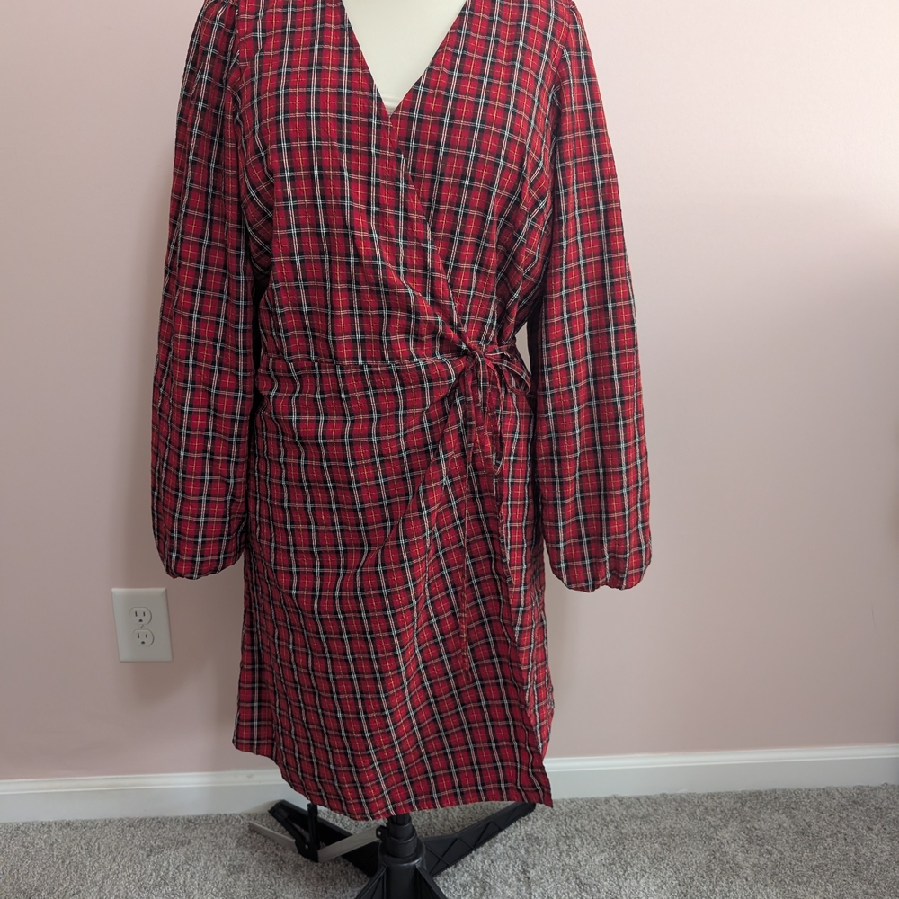 Old Navy Red Plaid Long-Sleeve Wrap Dress